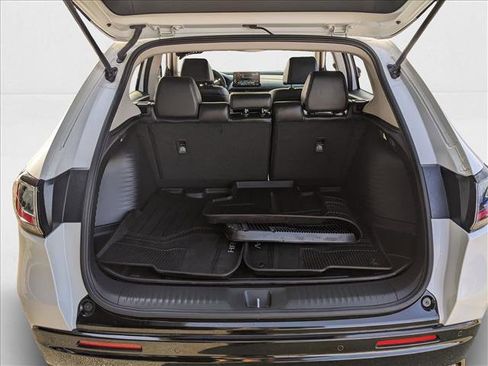 Used 2023 Honda HR-V EX-L image 6