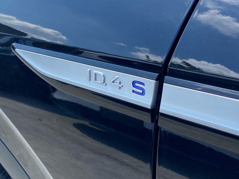 Certified 2023 Volkswagen ID.4 S RWD image 5