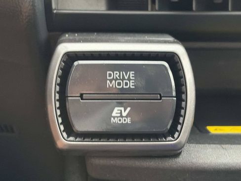 Used 2026 Toyota RAV4 XLE Premium FWD image 38