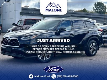 Used 2021 Toyota Highlander XLE