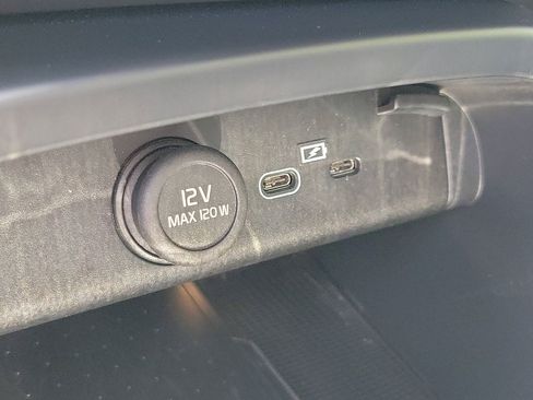 Used 2023 Volvo C40 P8 Recharge Ultimate w/ Protection Package Premier AWD/4WD image 27