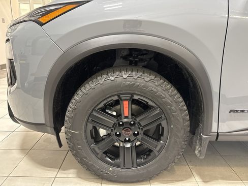 New 2026 Nissan Rogue SV image 7