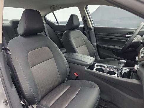 Used 2024 Nissan Altima 2.5 SV image 45