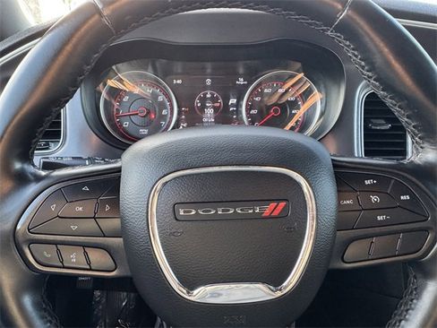 Used 2022 Dodge Charger SXT image 18