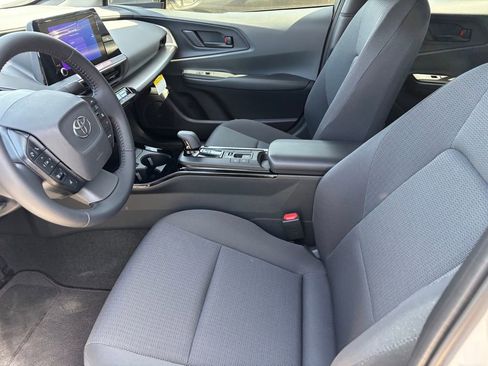 New 2026 Toyota Prius LE image 9