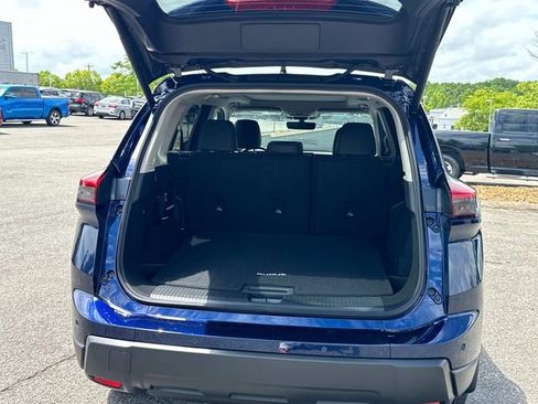 New 2026 Nissan Rogue SV AWD/4WD image 13