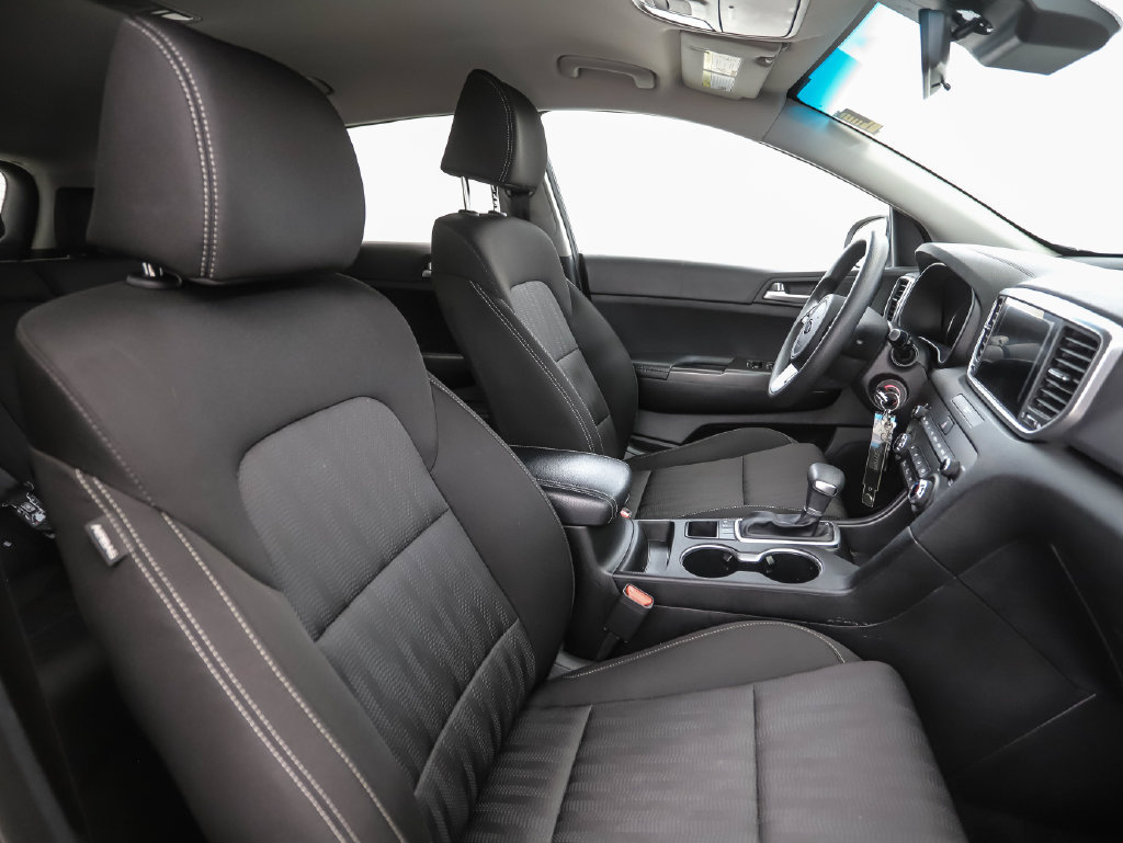 Used 2020 Kia Sportage LX AWD/4WD image 30