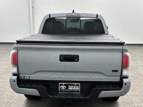 Used 2020 Toyota Tacoma TRD Sport w/ TRD Premium Sport Package image 3