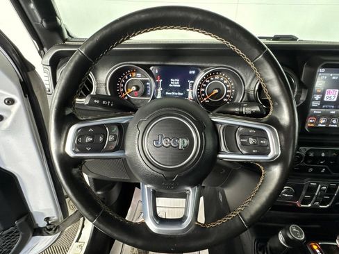 Certified 2021 Jeep Gladiator Overland AWD/4WD image 10