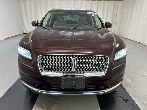 Used 2023 Lincoln Nautilus AWD w/ Premium Package image 3