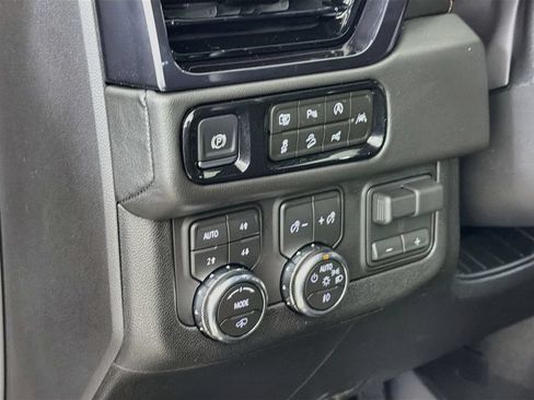 Used 2026 GMC Yukon AT4 w/ Premium Trailering Package AWD/4WD image 11