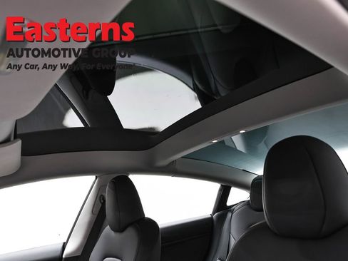 Used 2023 Tesla Model 3 Standard Range image 29