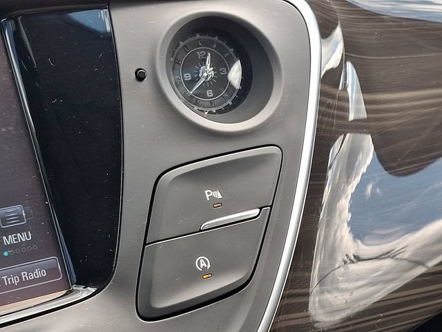 Used 2020 Buick Envision Essence AWD/4WD image 25