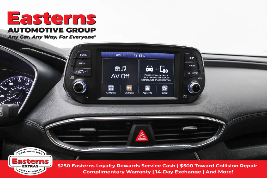Used 2019 Hyundai Santa Fe SE FWD image 12