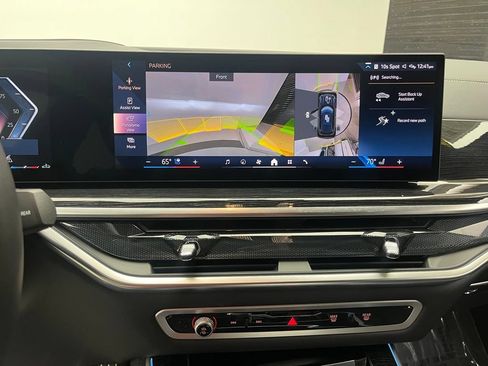 Used 2026 BMW X5 xDrive40i w/ M Sport Package AWD/4WD image 12