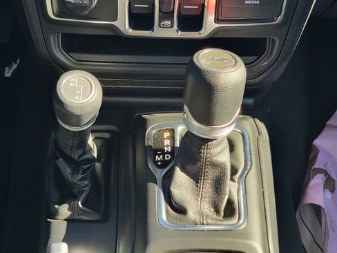 Certified 2020 Jeep Wrangler Unlimited Sport S image 25