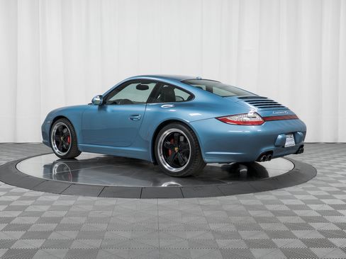 Used 2010 Porsche 911 Carrera 4S image 3