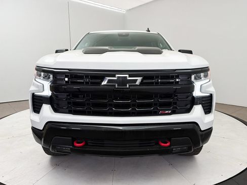 Used 2024 Chevrolet Silverado 1500 LT Trail Boss w/ Protection Package AWD/4WD image 11