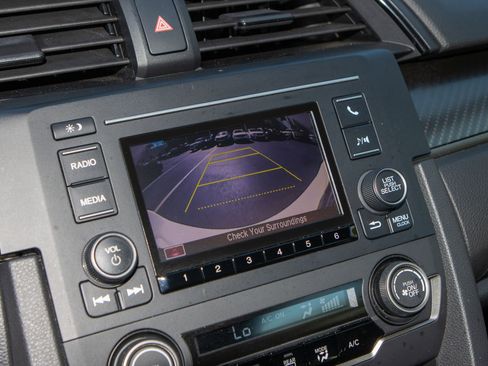 Used 2018 Honda Civic Sport image 29