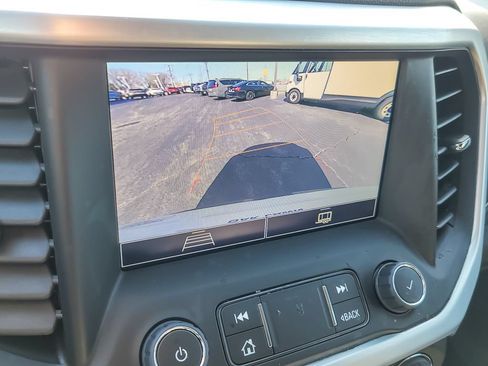 Certified 2023 GMC Acadia SLE w/ Driver Convenience Package AWD/4WD image 14