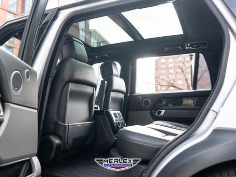 Used 2018 Land Rover Range Rover Long Wheelbase Supercharged image 21