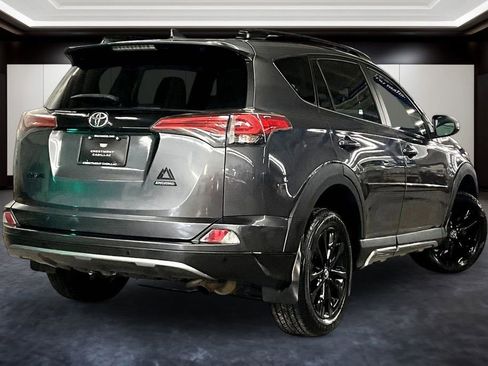 Used 2018 Toyota RAV4 Adventure AWD/4WD image 6