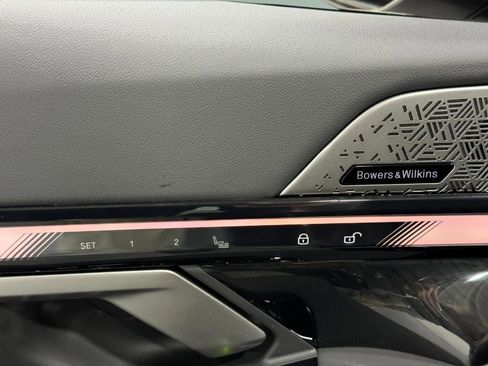 New 2026 BMW 550e xDrive image 24