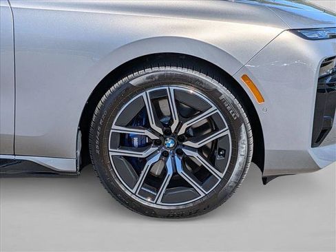 Used 2026 BMW i7 xDrive60 AWD/4WD image 26