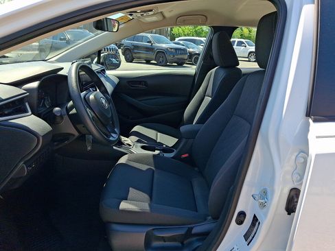 Used 2024 Toyota Corolla LE FWD image 13
