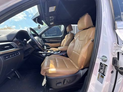 Used 2022 Kia Telluride SX FWD image 7