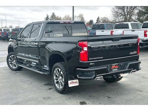 Used 2024 Chevrolet Silverado 1500 High Country w/ Technology Package image 13