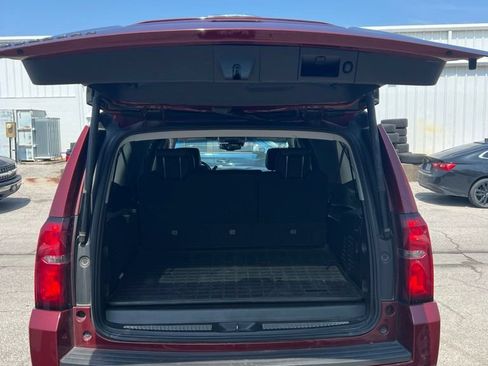 Used 2019 Chevrolet Suburban LT w/ Texas Edition Package AWD/4WD image 9