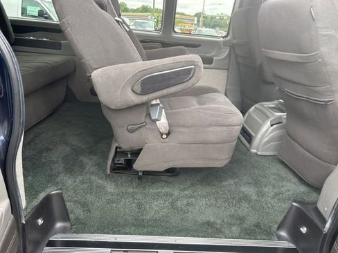 Used 2021 Chevrolet Express 2500 LS w/ Enhanced Convenience Package RWD image 15