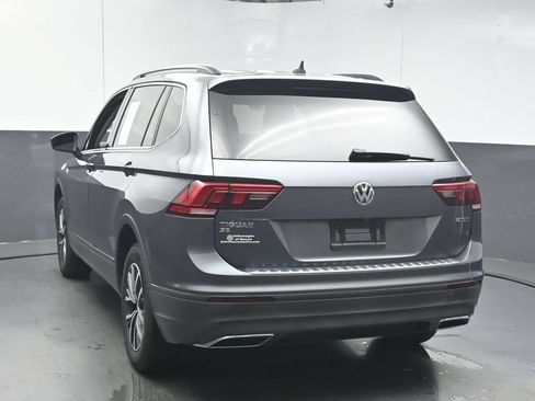 Used 2019 Volkswagen Tiguan SE w/ Panoramic Sunroof Package AWD/4WD image 6