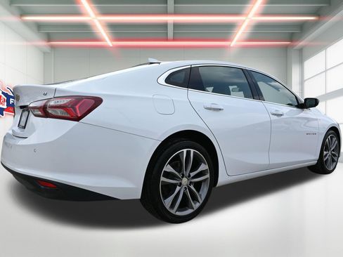 Used 2024 Chevrolet Malibu LT FWD image 3