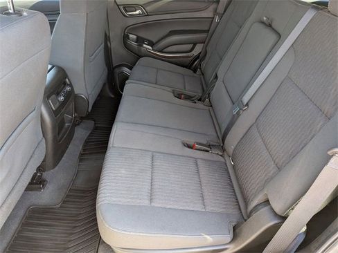 Used 2019 GMC Yukon SLE w/ SLE Value Package image 25