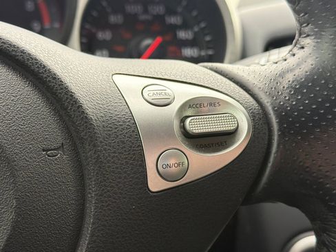 Used 2016 Nissan 370Z Base image 25