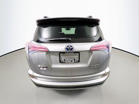 Used 2017 Toyota RAV4 Limited AWD/4WD image 6