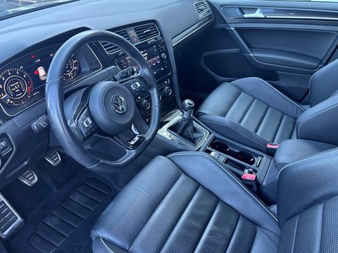 Used 2019 Volkswagen Golf R 4-Door AWD/4WD image 10