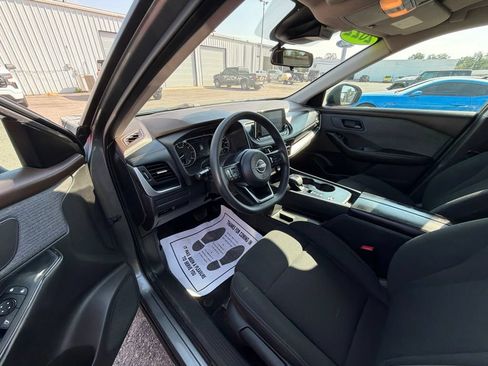 Used 2023 Nissan Rogue S FWD image 18