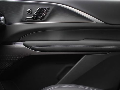 New 2026 Cadillac Lyriq Sport AWD/4WD image 18