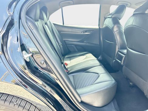 Used 2023 Toyota Camry SE FWD image 13