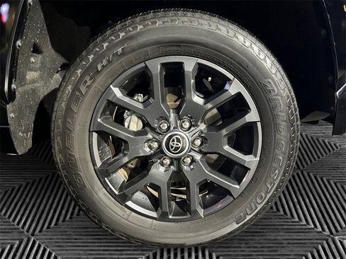 Used 2023 Toyota Tundra Platinum image 10