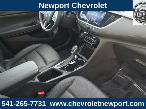 Used 2023 Buick Encore GX Essence w/ Experience Buick Package image 17
