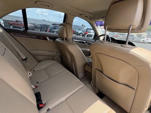 Used 2013 Mercedes-Benz C 250 Sedan image 6