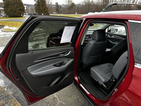 Used 2021 Buick Enclave Essence w/ Sound and Sites Package image 21