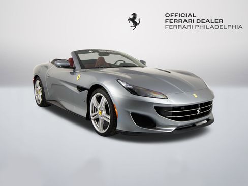 Certified 2019 Ferrari Portofino image 21