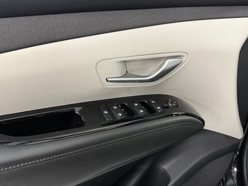 Certified 2024 Hyundai Tucson Limited image 13