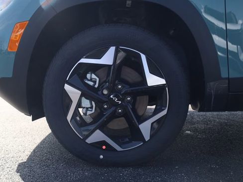 New 2026 Kia Seltos EX image 7