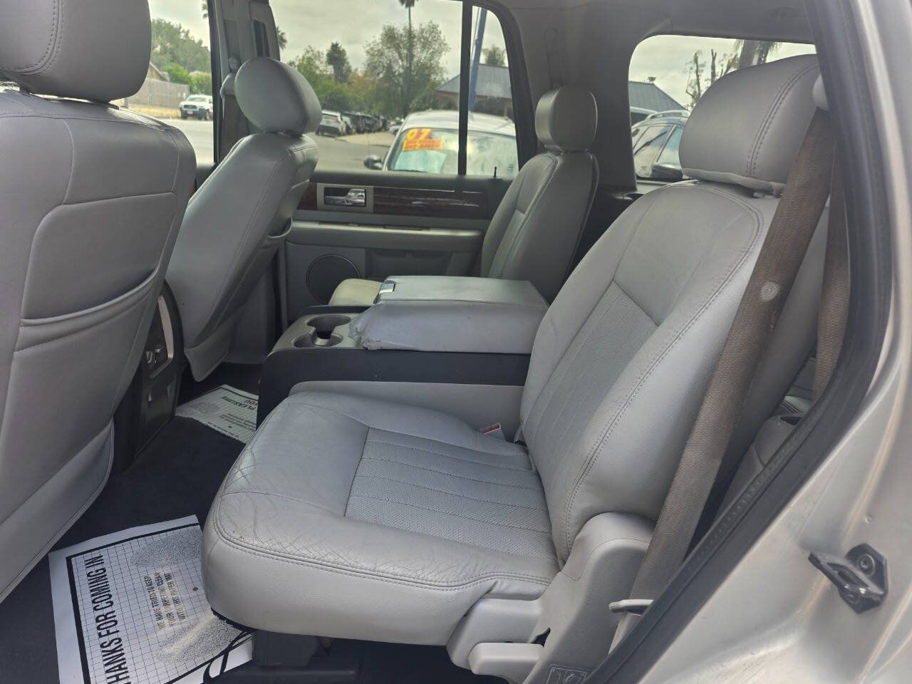 Used 2004 Lincoln Navigator Luxury AWD/4WD image 11